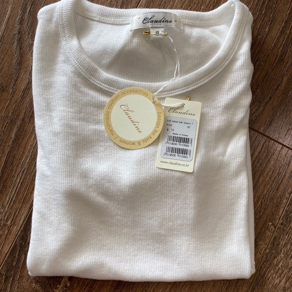 Brand new Claudine girl’s shirt